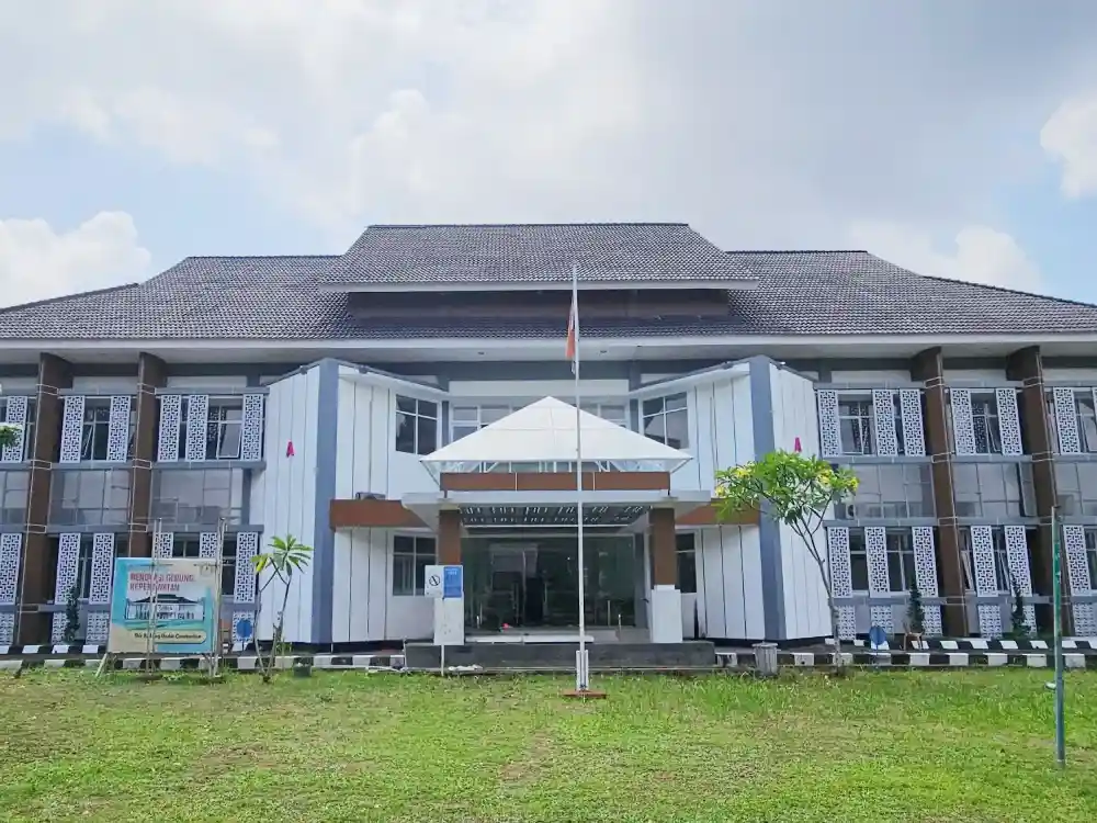 Gedung Perkuliahan FIKES UNSOED
