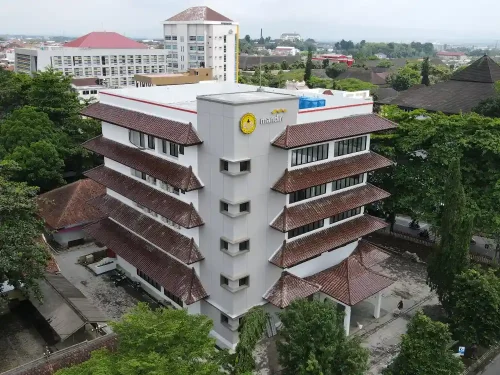 Struktur & Bangunan